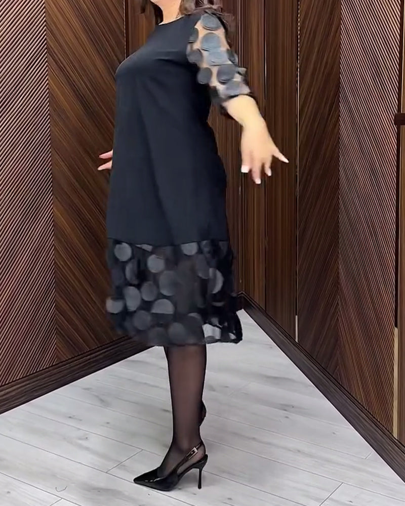 Chic Round Neck Dress with Mesh Stitching